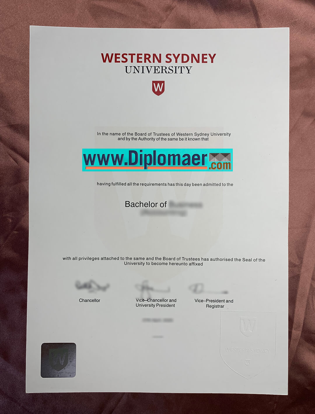 Western Sydney University fake diploma - Is a Western Sydney University diploma worth buying?
